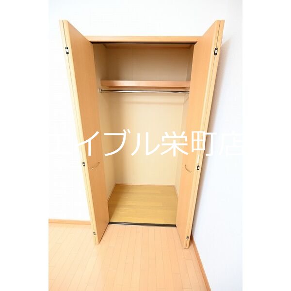 ヴィオレッテⅡ 収納