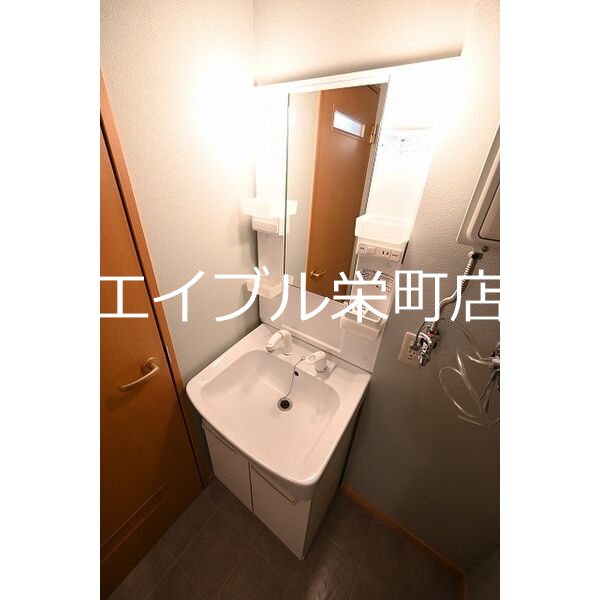 ヴィオレッテⅡ 洗面所