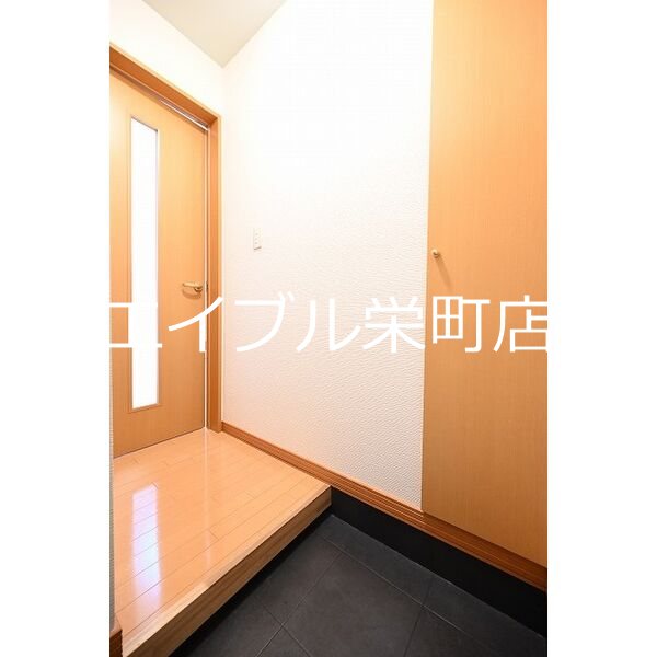 ヴィオレッテⅡ 玄関