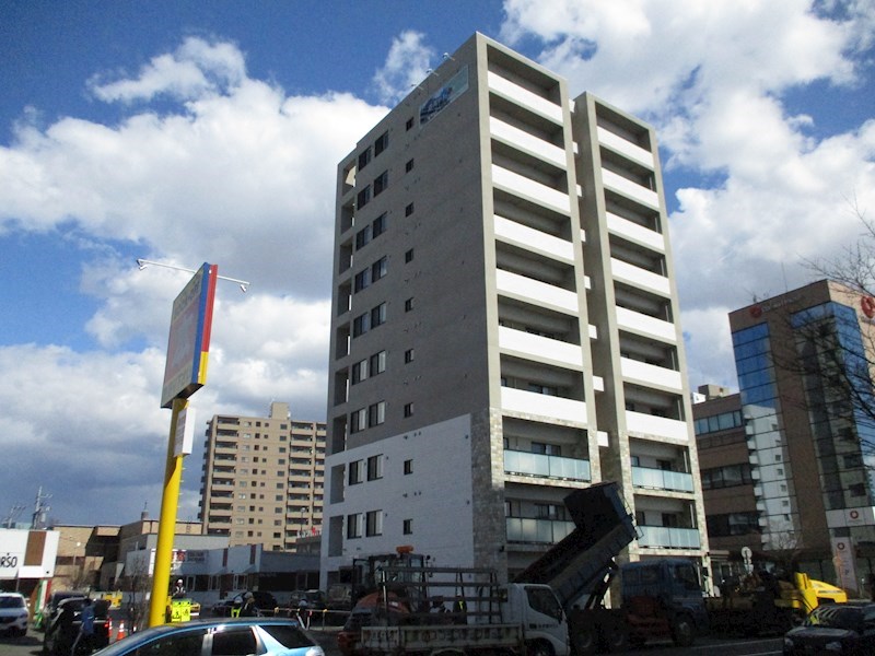 スペチアーレ札幌東 駐車場