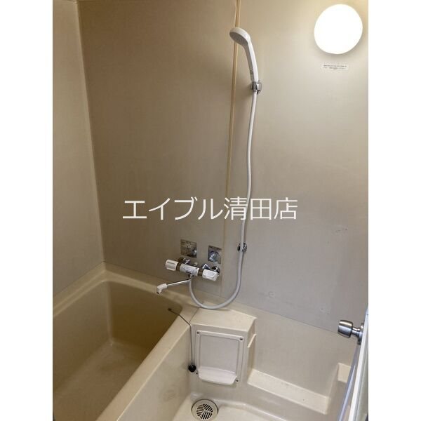 スクエア 風呂画像