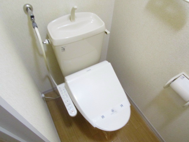 ライラック百合が原 トイレ