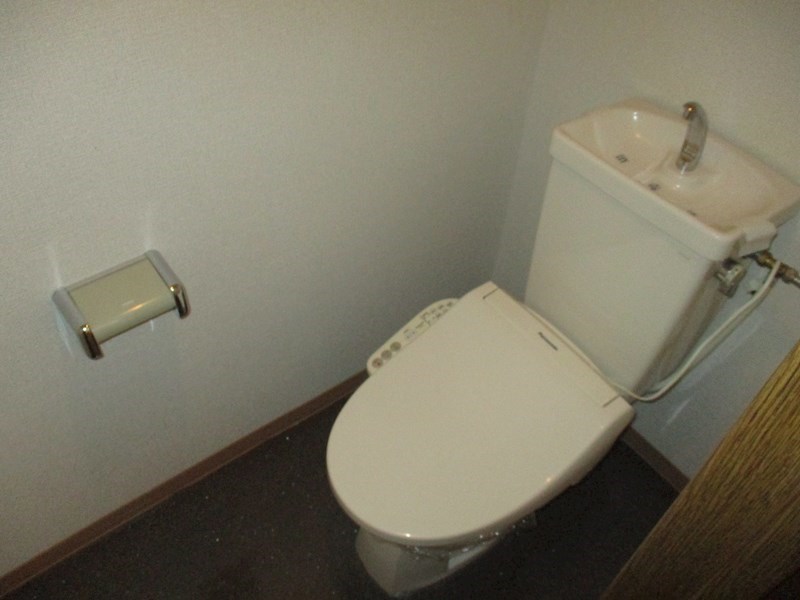 エクセレント北24条 トイレ