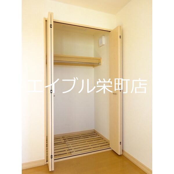 Second House-Villa 収納