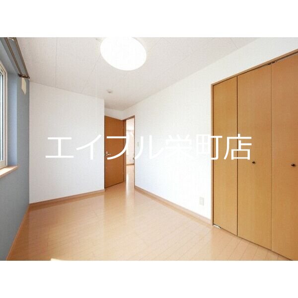 オリエンス11B 収納