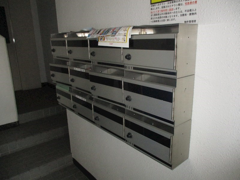 北海道札幌市東区北十三条東２丁目 エントランス