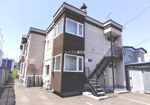 ガーデンハイム真栄 エントランス