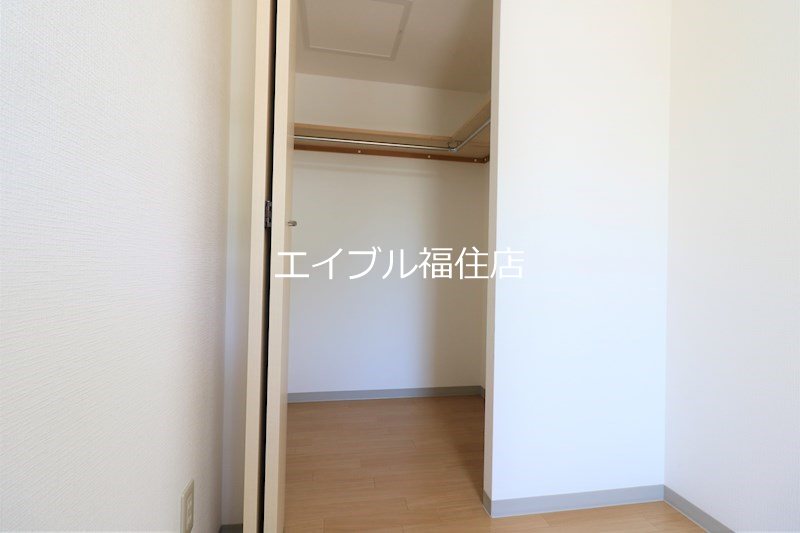 ヴィヴレ月寒 収納