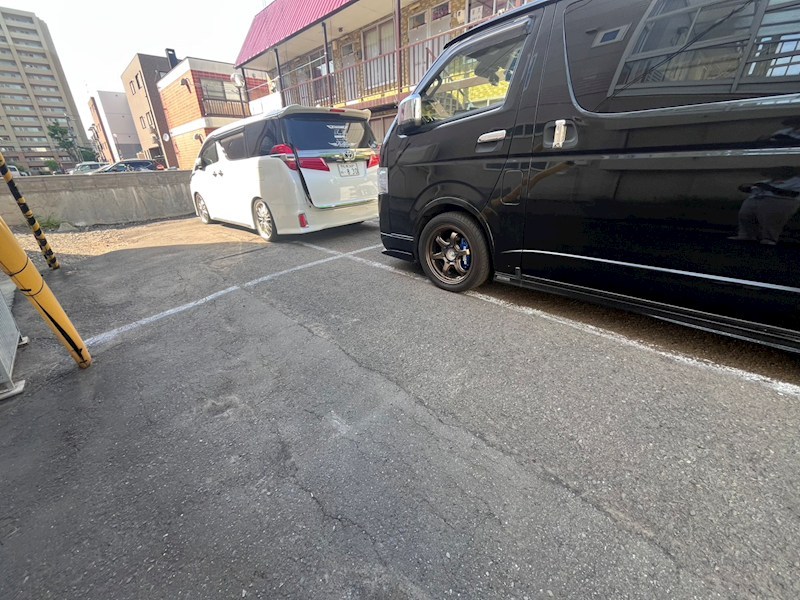 ゆたか荘 駐車場