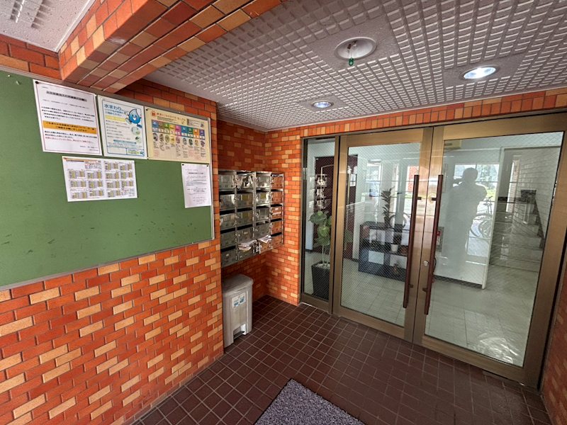 北海道札幌市東区北二十六条東１丁目 エントランス