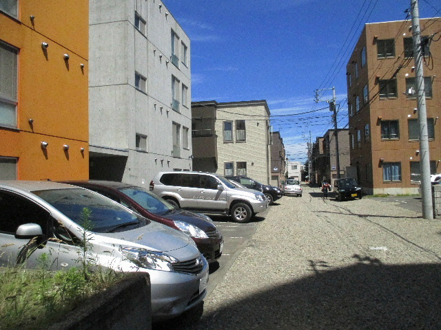 エスペラント 駐車場