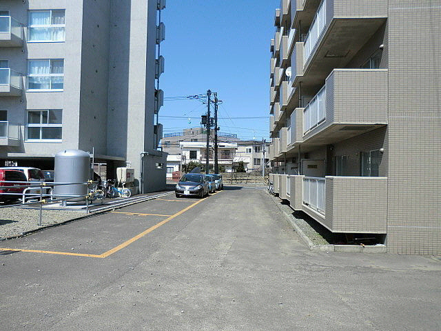 エルハイム 駐車場