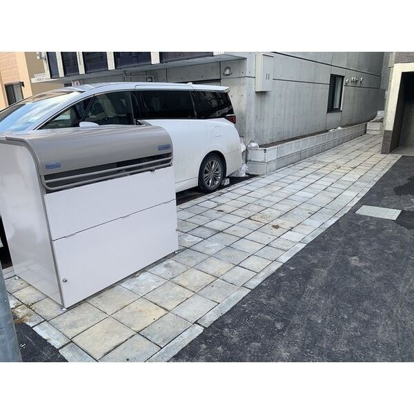 VILLETTA札幌 駐車場