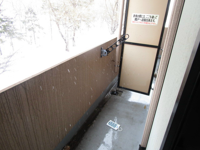 ラウルあいの里 ベランダ