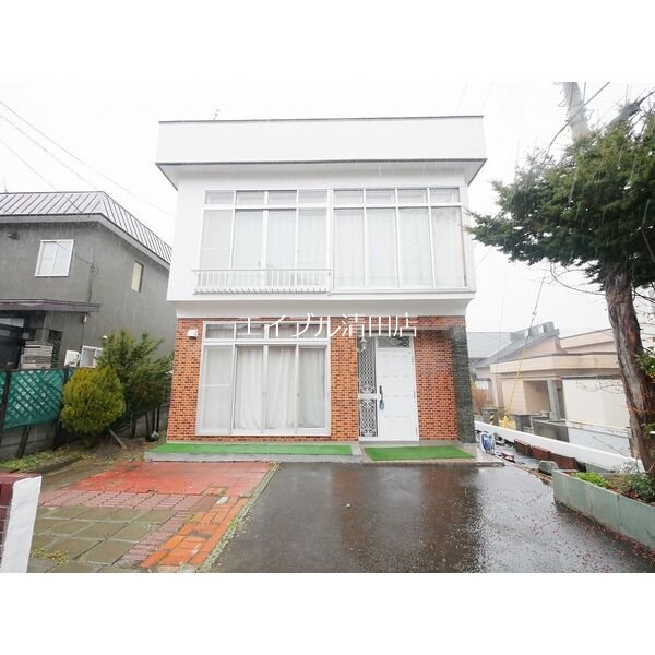 川沿1条6丁目貸家 外観