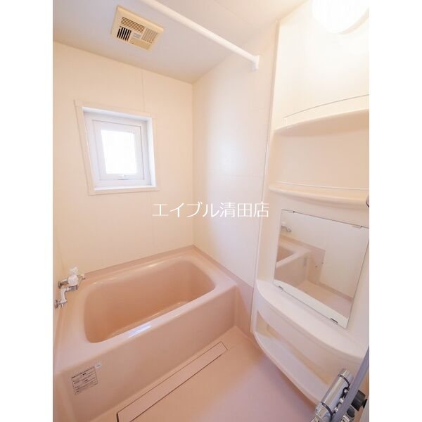 川沿１条６丁目貸家 風呂画像