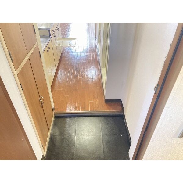 北海道札幌市東区北十一条東１丁目 玄関