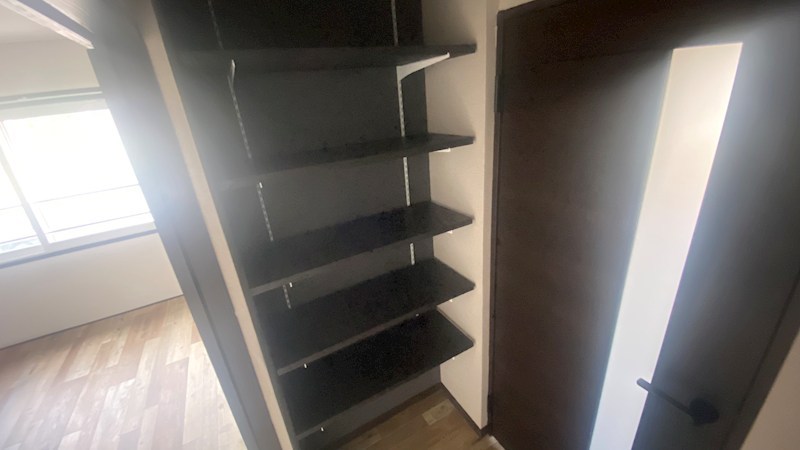 クレア栄通１号棟 収納