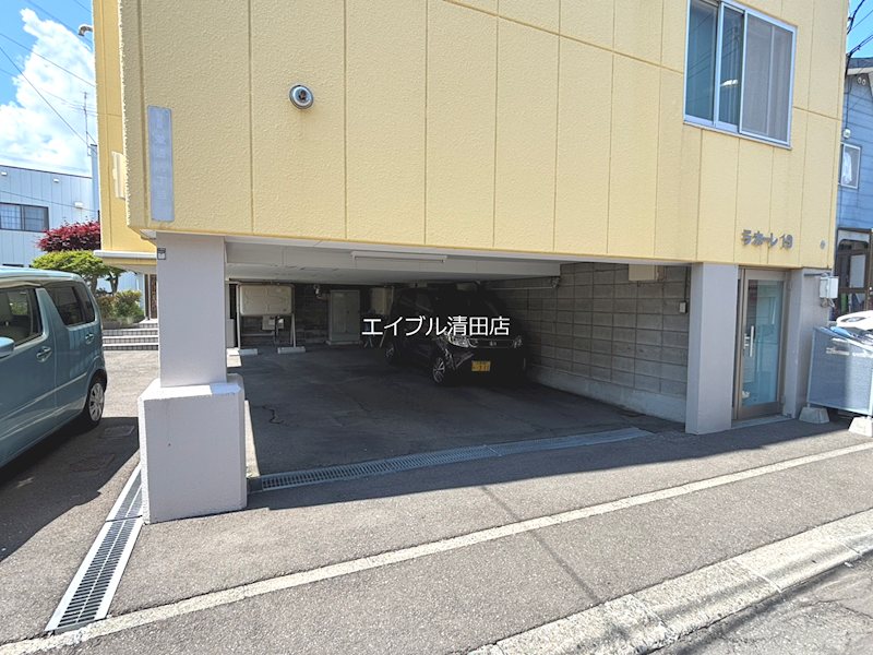 ラ・ホーレ19 駐車場