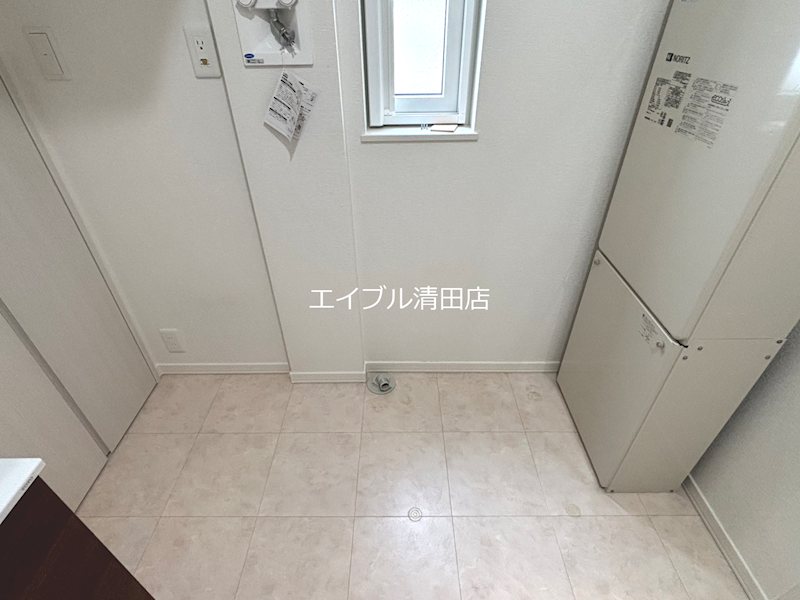 平岡2条2丁目貸家 洗面所