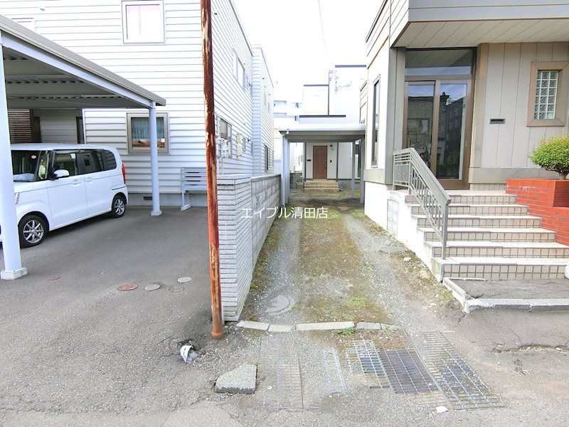 澄川4-7戸建 駐車場
