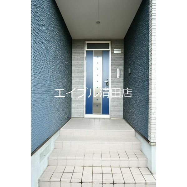 クオリー エントランス