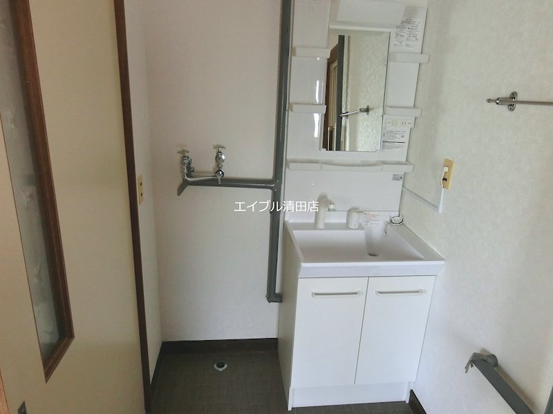 南沢6条3丁目戸建 洗面所