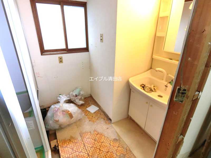 藤野1-8一戸建て 洗面所