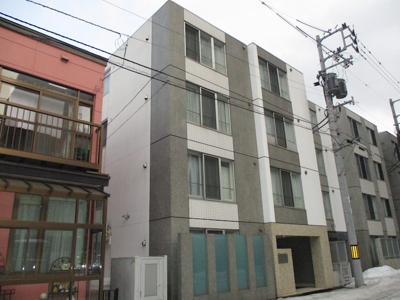 プレジール札幌 外観
