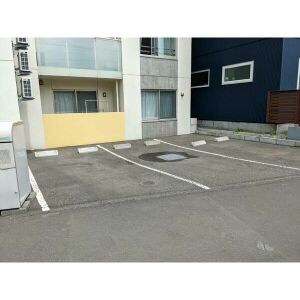 セレンディピティ 駐車場