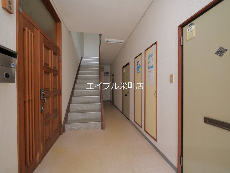 田中ハイツ ロビー