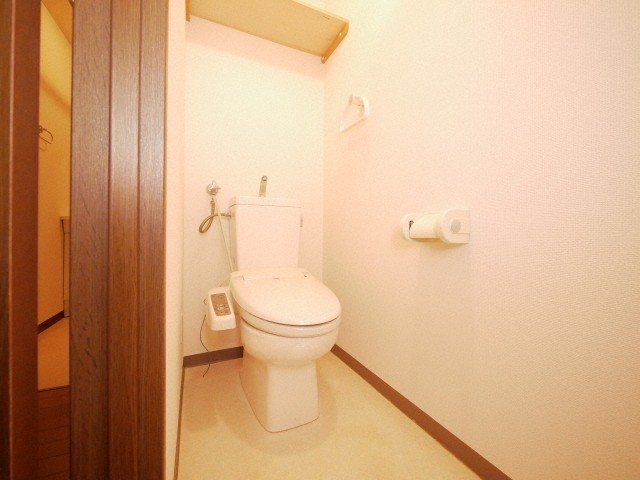 カーム北6条 トイレ