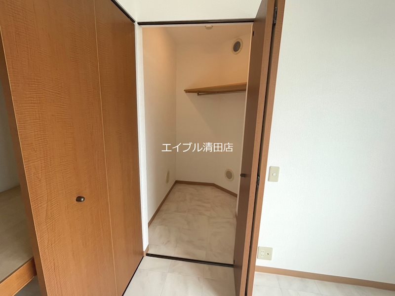 グランドヒル清田 収納