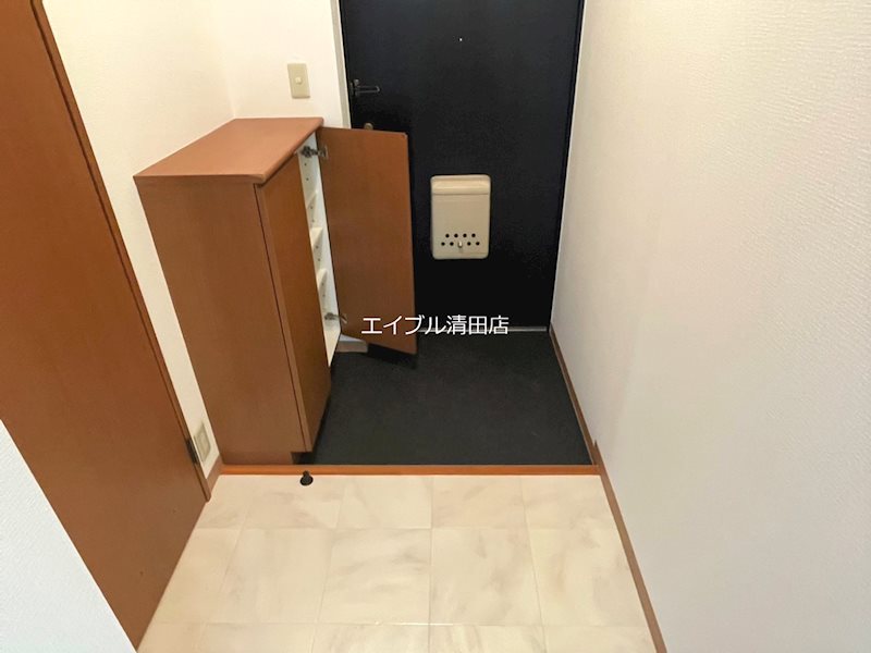 グランドヒル清田 玄関