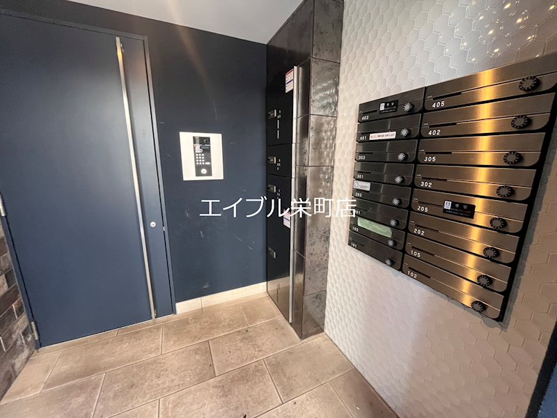 北海道札幌市東区本町一条１丁目 エントランス