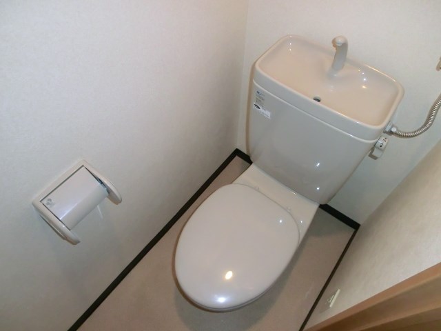 eｆⅡ トイレ