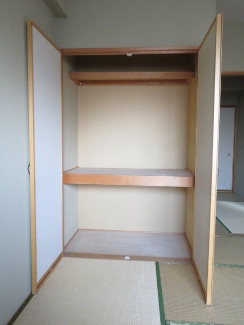 オークコート141 収納
