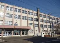 Bloom 中学校