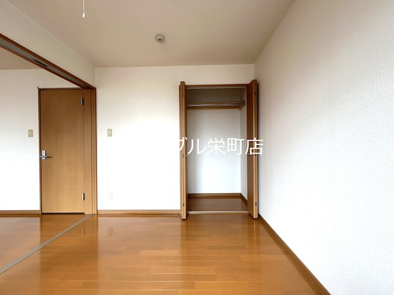 北海道札幌市東区北四十八条東１５丁目 収納