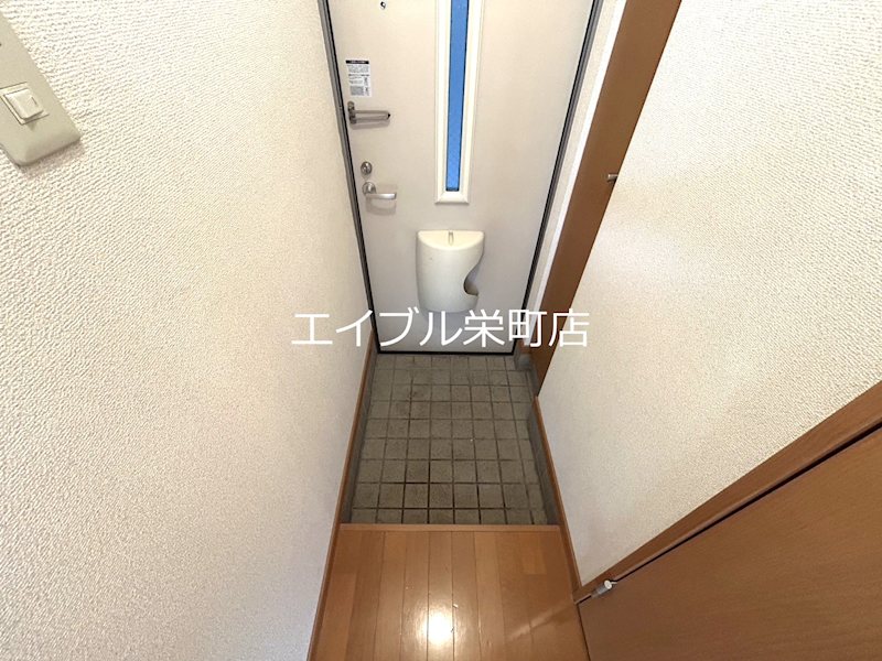 北海道札幌市東区北四十八条東１５丁目 玄関