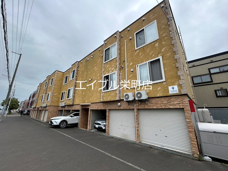 北海道札幌市東区北四十八条東１５丁目 駐車場