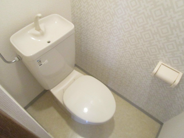 N42 トイレ