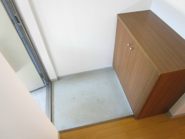 N42 玄関
