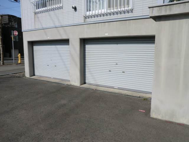 エンジェル福住 駐車場