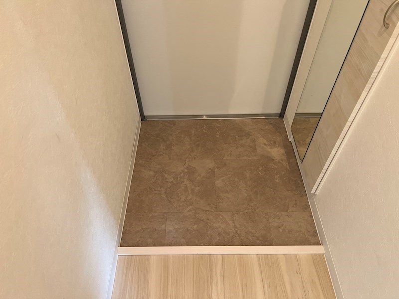 北海道札幌市東区北十条東１７丁目 玄関