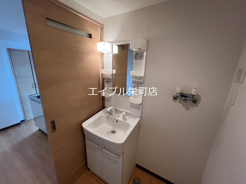北海道札幌市東区北九条東１１丁目 洗面所