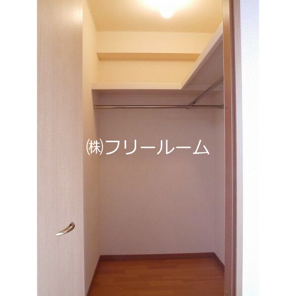 カトレアＡ 収納