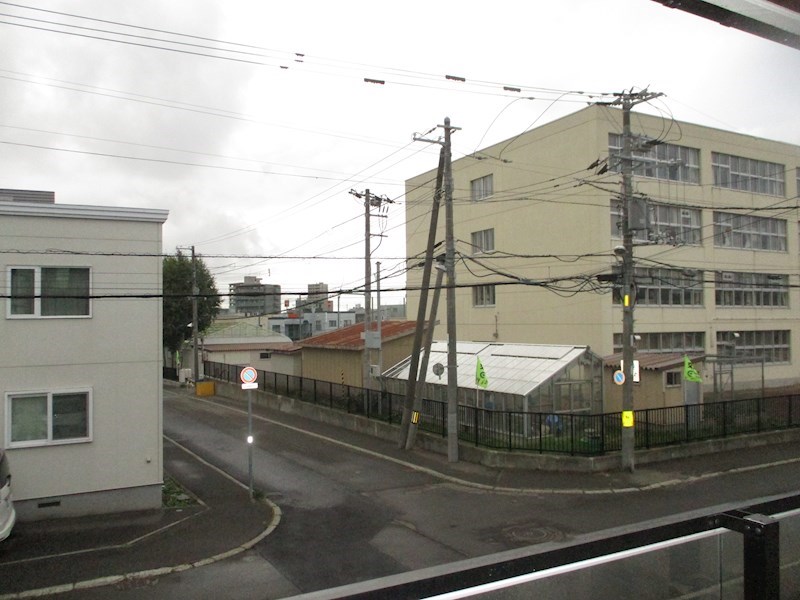北海道札幌市東区本町一条１丁目 その他