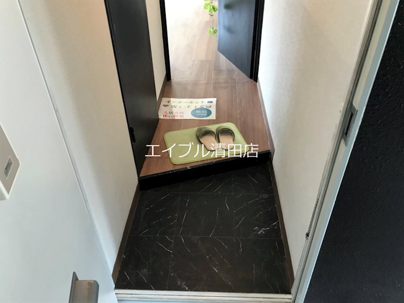 イゼルローン羊ヶ丘 玄関