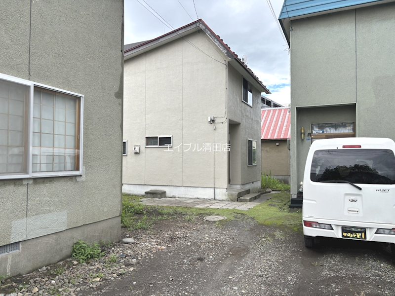 澄川２-2貸家 駐車場